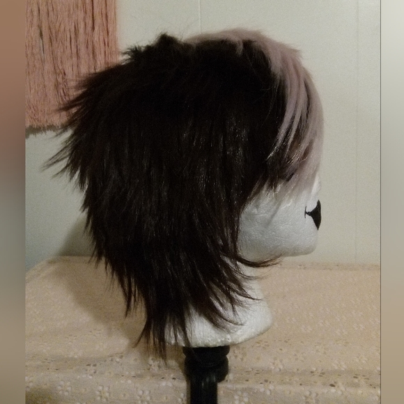 (Clearance) Pink & dark brown synthetic costume wig - Picture 3 of 6